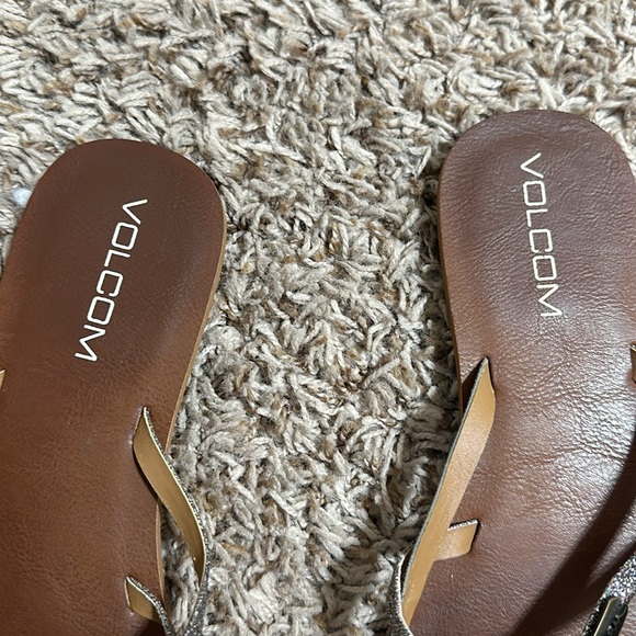 Glitter volcom sandals - Picture 4 of 9